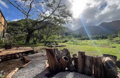 Punaluu Cabin | Majestic Mountain View Cabin - North Shore Oahu