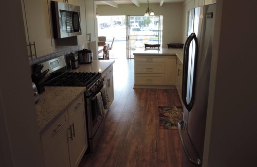 Hawaii Kai House | Marina front home with Makapuu Blue Swimming Pool.