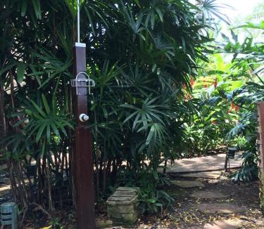 Kahana Bed & Breakfast | Maui Beach House B & B