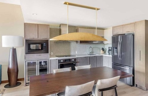 Kihei Apartment | Maui | Premium Romantic Retreat | Pool + Beach Access