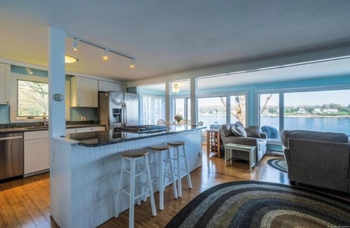 Chamberlain Cottage | Midcoast Oceanfront Cottage