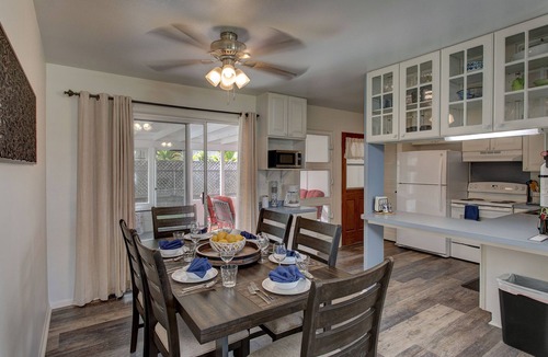 Hilo House | Minutes from Downtown Hilo, Sleeps 6