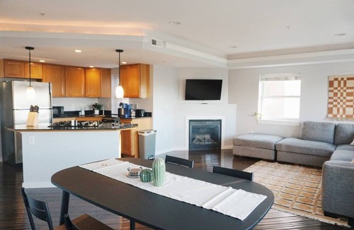 Downtown Salt Lake City Apartment | Modern Downtown Apartment Walk to Restaurants