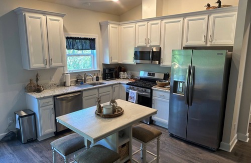 Oriental House | Modern Home near Oriental, NC Broad Creek, with Grill, Kayaks, Outdoor Shower