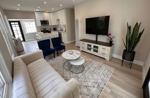 La Jolla Mesa House | Modern La Jolla Beach House