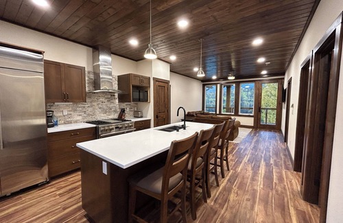 Cooper Landing Condo | Modern Luxury Condo with River Views in Cooper Landing