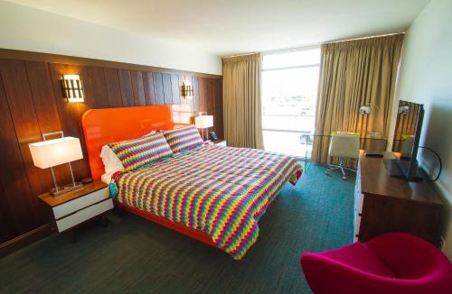 Kinston Hotel | Mother Earth Motor Lodge