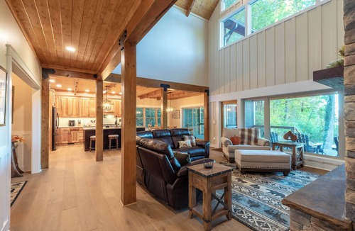 Whittier Cabin | Mountain Creek View-Hot Tub - Views - Gas Firepit
