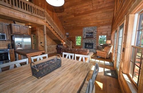 Unaka Cabin | Mountain Lodge on 57 Acres Hiking Trails Private Lake Hot Tub