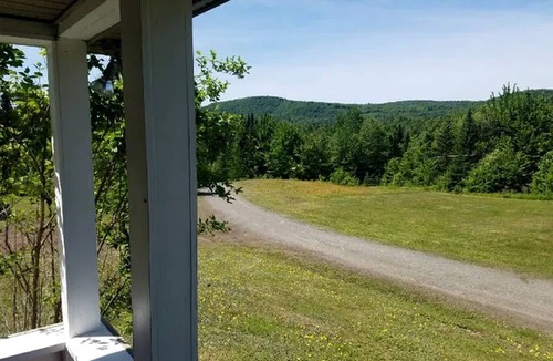 Stewartstown Cabin | New Hampshire Cabin near Pittsburg, Ideal for a Vacation in Nature