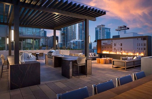 Civic Core Apartment | NEW Upscale Downtown San Diego Stay Queen Bed Pool Sauna
