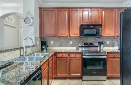 Regal Palms Condo | Newly remodeled 4BR Condo -Bella Piazza-near all theme parks