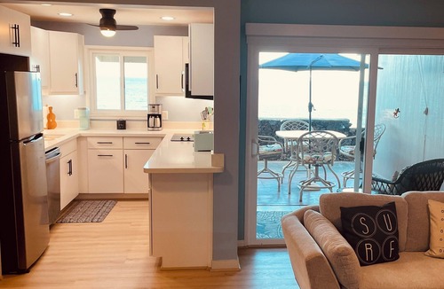 Kahaluu-Keauhou House | OCEAN FRONT 2bd/rm Townhome New Remodel Ocean and Sunset Views AC Pickleball!