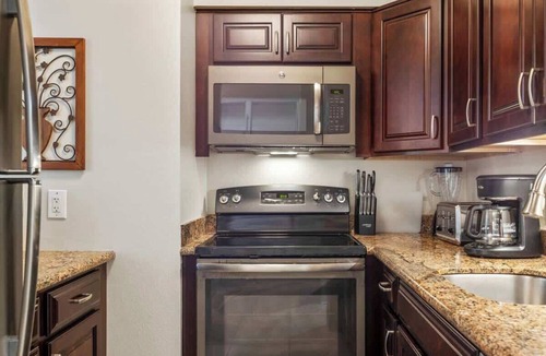 Kahana House | Ocean & Island views, AC, resort 1bedroom condo, AC, walk to shops & dining