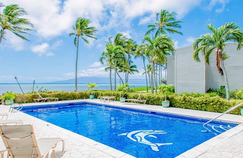 Ualapue Condo | Ocean view condo with shaded lana'i, WiFi & shared pool, tennis, grills, cabana