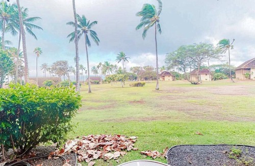 Maunaloa Apartment | Ocean-View Molokai Condo with Lanai, Pool - Steps to Beach
