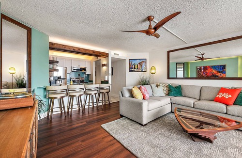 Little Salisbury Condo | Oceanfront 1 Bdrm-Sleeps 6-Linens-Pool-FastWifi