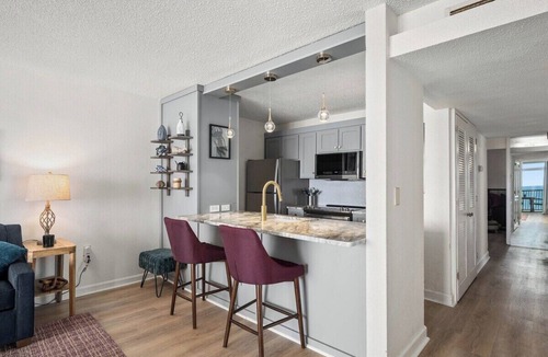 Little Salisbury Condo | Oceanfront 2 Bedroom-Sleeps 8-Linens-Laundry-Pool