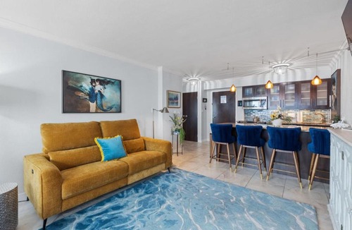 Northeast Virginia Beach House | Oceanfront Beach Condo, Pool, Gym, Fishing Surfing