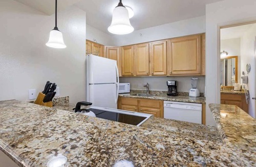 Kahana House | Oceanfront condo, AC, stunning view, resort amenities, walkable area