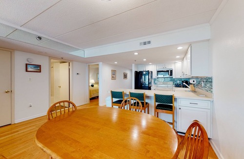 Midtown Ocean City Condo | Oceanfront Condo with Patio, Beach Access, Central AC, WiFi & Washer/Dryer