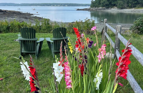 Salsbury Cove Cottage | Oceanfront Cottage at Acadia National Park, Bar Harbor/Piper Cottage