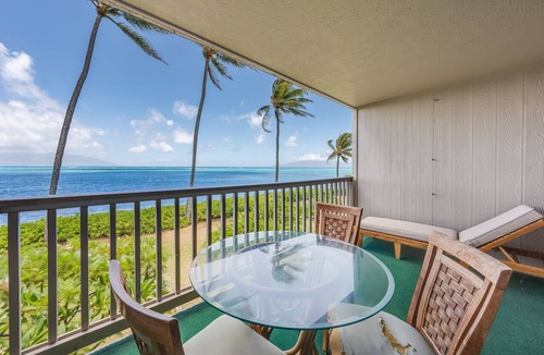 Ualapue Condo | Oceanfront Moloka‘i Retreat | Wavecrest 2nd Floor
