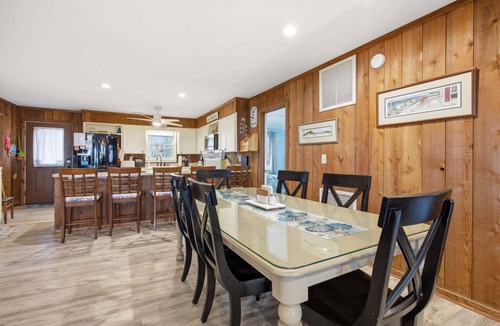 Holden Beach House | Oceanfront screened porch & private walkway to beach, 3 outdoor showers & WiFi