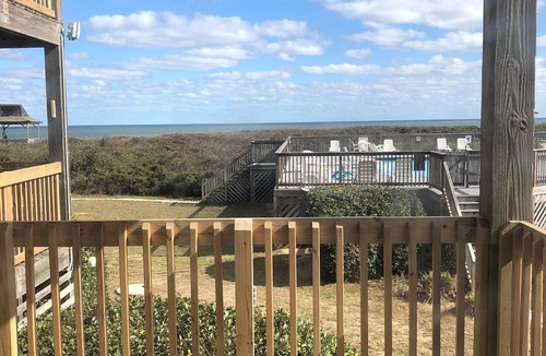 Duck Condo | OCEANFRONT@ The Lucky Duck- 100% renovated, clean, cozy & well-appointed.