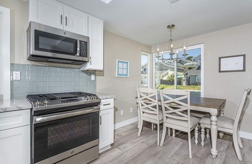Aviara House | ~OPEN 8/16-18! Ocean View! Pool & Spa, Pets OK, Gated by Beach!~