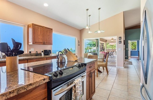 Kailua-Kona House | 🏖️Panoramic Ocean View Kona Home w/Private Infinity Pool | Akoa Place Kahakai Estates