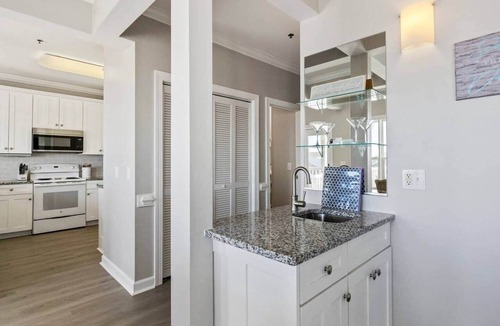 Ocean Isle Beach Villa | Paradise Villa 4B/4BA Breathtaking Ocean View