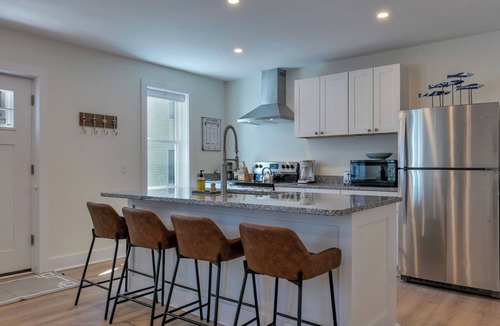 Bar Harbor Condo | Park Place in the Heart of Bar Harbor