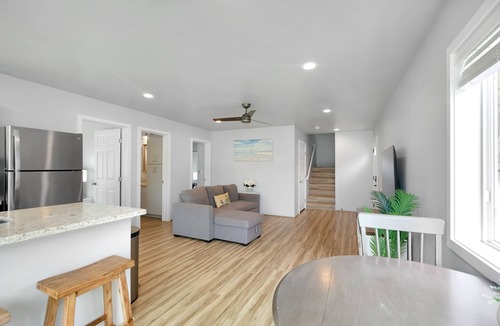 Hauula House | Peaceful Beachfront North Shore Retreat