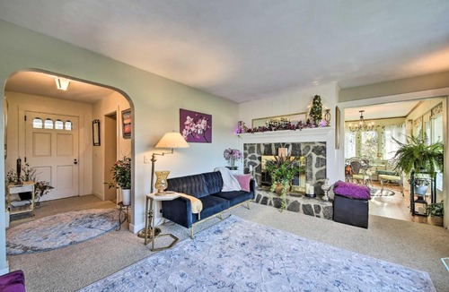 Bath House | Peaceful Maine Home w/Patio: Ocean Inlet Getaway!