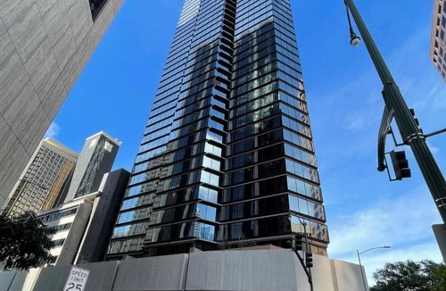 Downtown Honolulu Apartment | Penthouse Loft LargeTerrace2-bedroom Kitchen Seaside HPU&Cruise 8 person