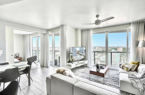 Central Beach Condo | PENTHOUSE Luxury Suite at the W Hotel