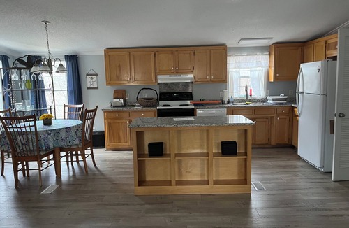 Mamers House | Pet friendly remote rural retreat in New Hill, NC. Very peaceful