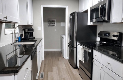 Statesville House | Pet-Friendly Wooded Retreat, 3BDRM, Mins to Downtown Statesville