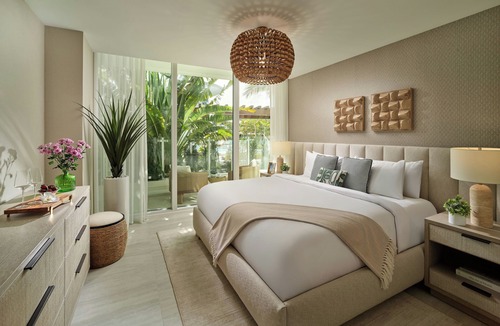Barrier Island Hotel | Pier Sixty-Six (Pier 66)