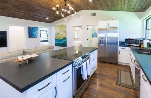 Kihei House | Plantation House