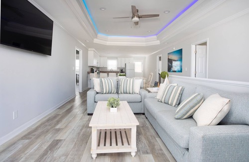 Gulf Stream Estates House | Pool Paradise: 8 bedroom 6 bath private pool sleeps 20 across from the beach!
