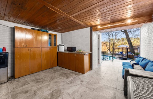Lilburn House | Pool, Tree House, Kids Game Room, Grilling & 20 Minutes to Atl Attractions