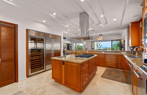 Portlock House | Portlock Oceanfront Estate: Luxe Beachfront Villa w/Pool & Ocean Views