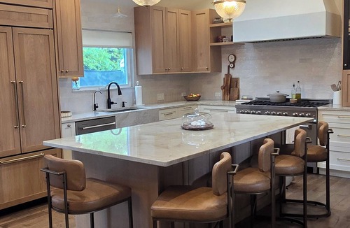 Forestview House | PRESIDENTS CUP getaway, 2.5 miles for MEDINAH COUNTRY CLUB