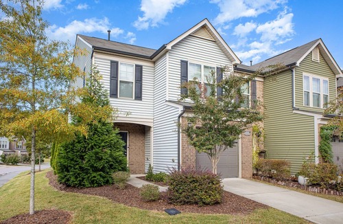 McCain House | Prime Research Triangle Park locale 4 work & easy access to the entire Triangle