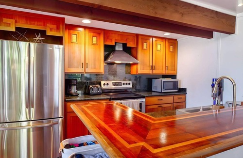 Princeville Condo | Princeville - 5BR Condos - Sleeps 14