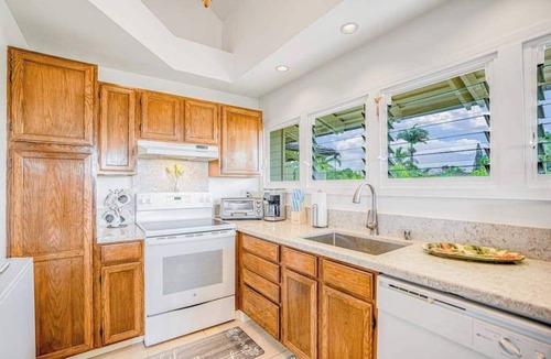 Princeville Condo | Princeville Duplex with Fast WiFi, AC, 2 Balconies & Pool