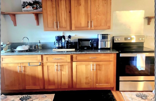 Pupukea House | Private Home, Exclusive Community, Sleeps 5+,w/view, A/C, Full kitchen, Laundry