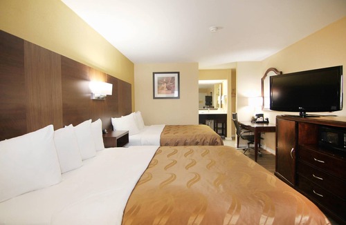 Franklin Hotel | Quality Inn & Suites Franklin